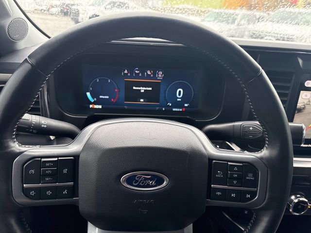 Used 2024 Ford F250 Lariat w/ Black Appearance Package image 28