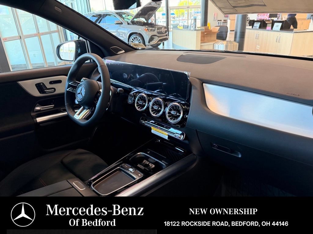 New 2026 Mercedes-Benz GLA 35 AMG 4MATIC image 28