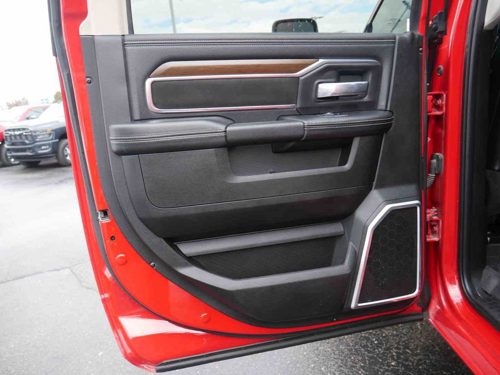 Used 2023 RAM 3500 Laramie image 17