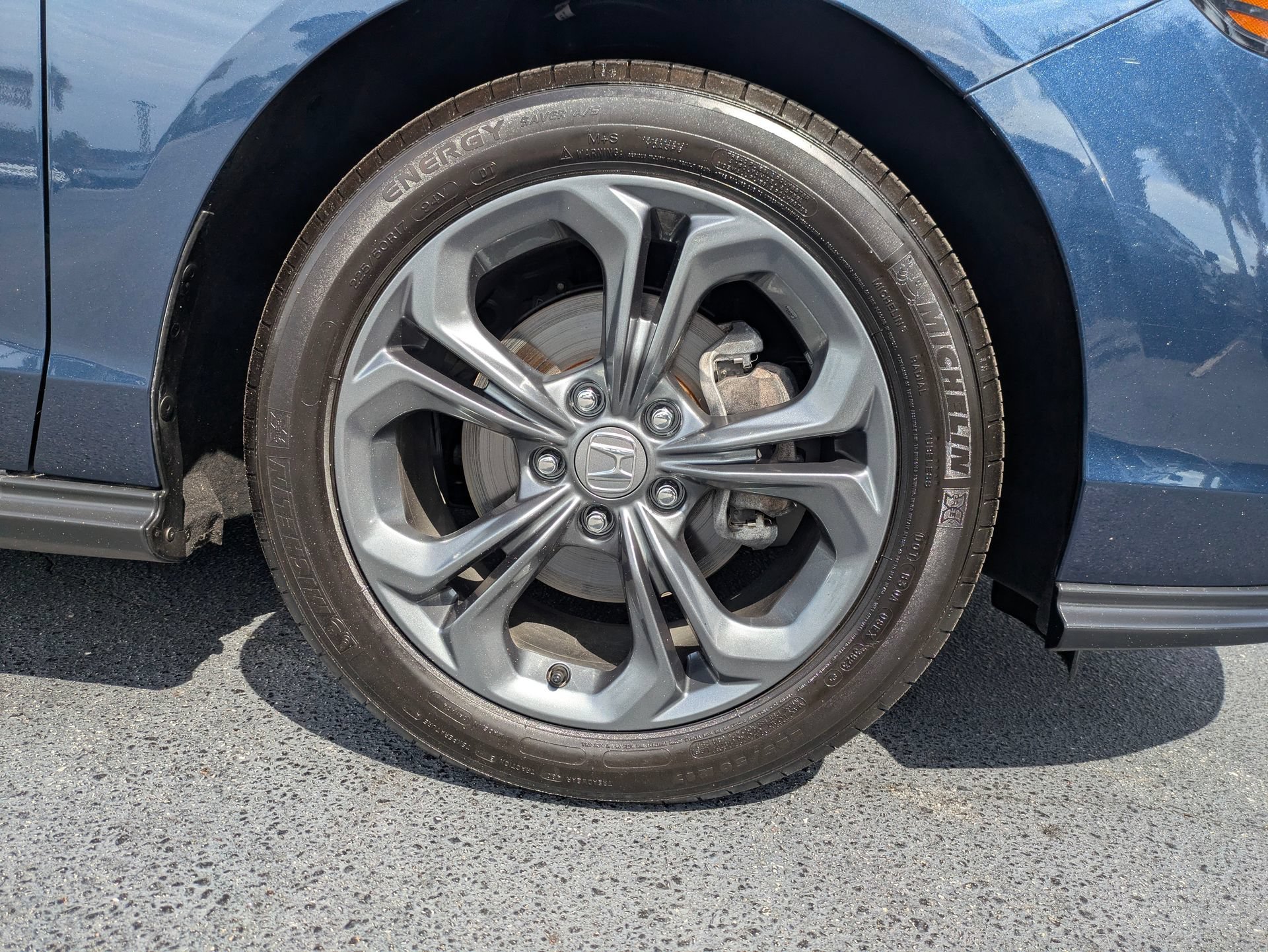 Used 2024 Honda Accord EX image 12