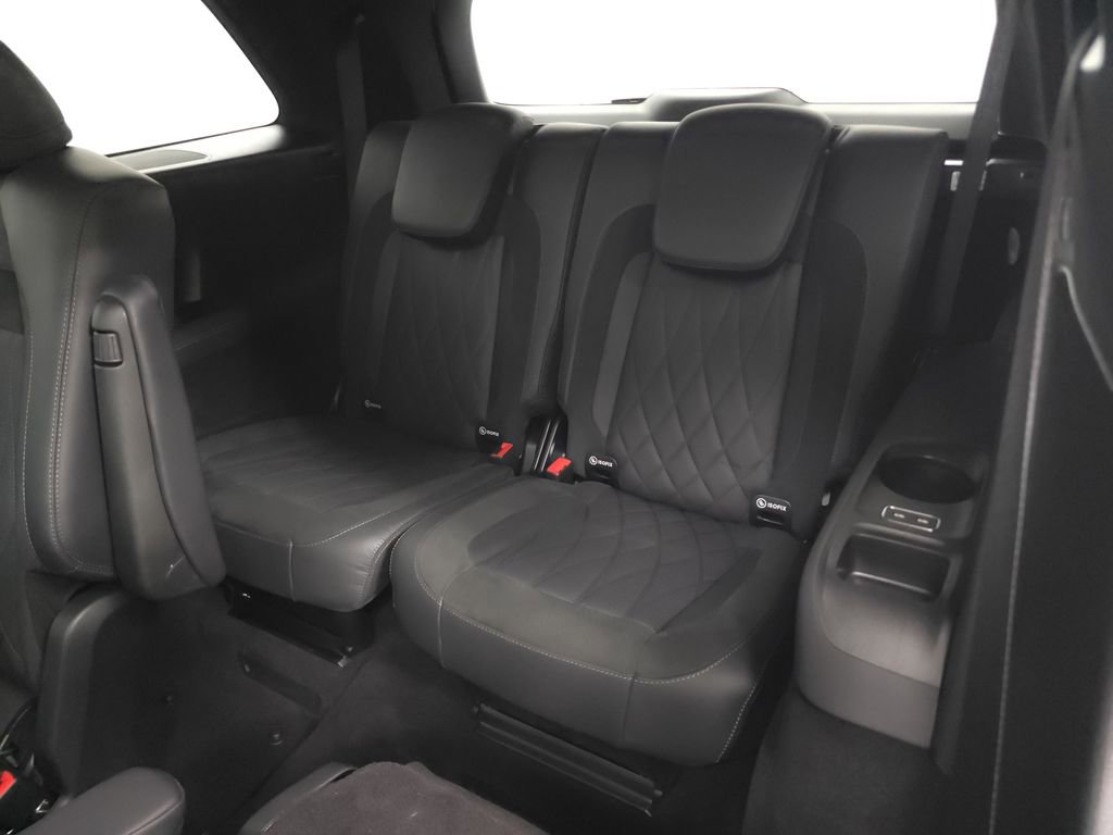 Used 2024 Mercedes-Benz GLS 63 AMG 4MATIC w/ AMG Night Package image 31