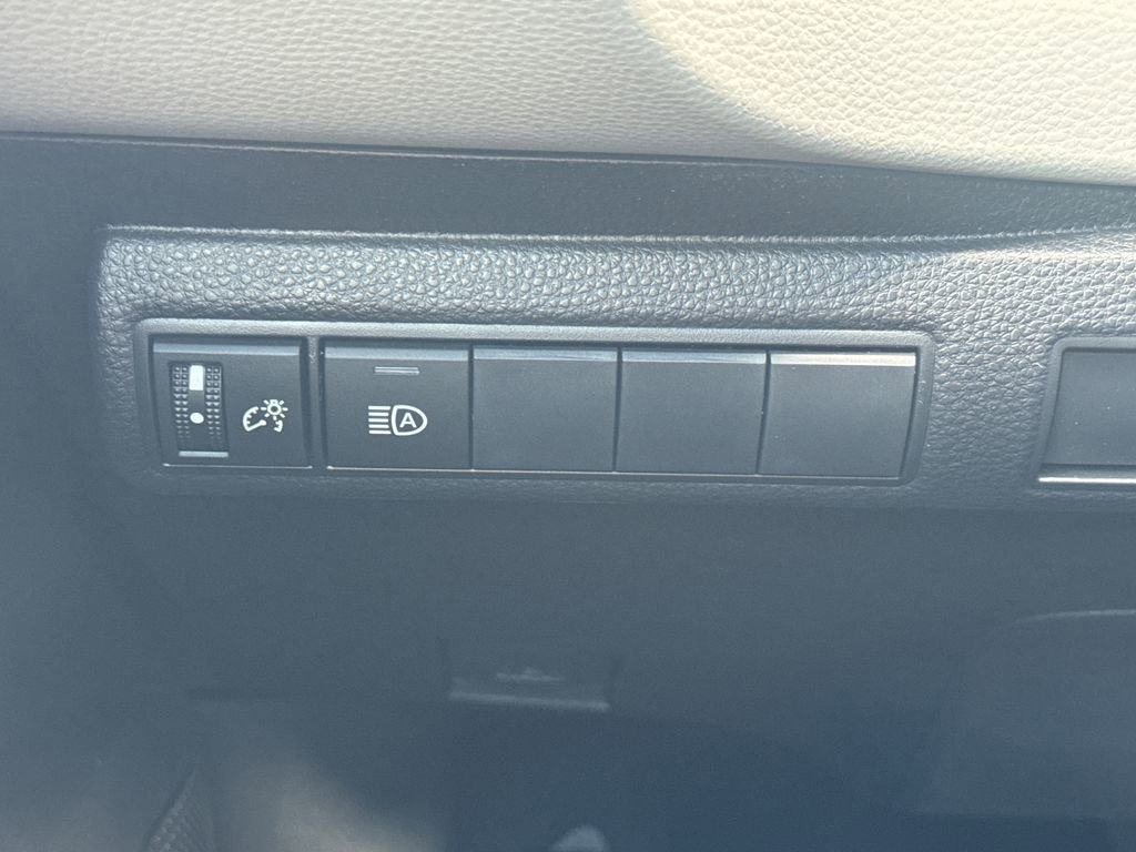 New 2026 Toyota Corolla LE FWD image 33