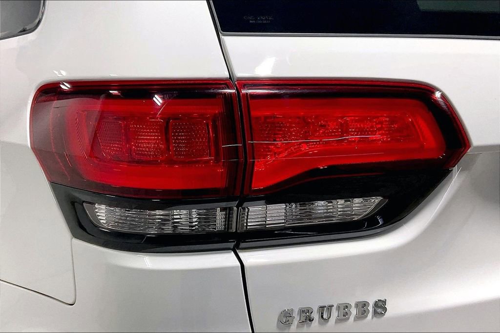 Used 2019 Jeep Grand Cherokee Altitude image 40