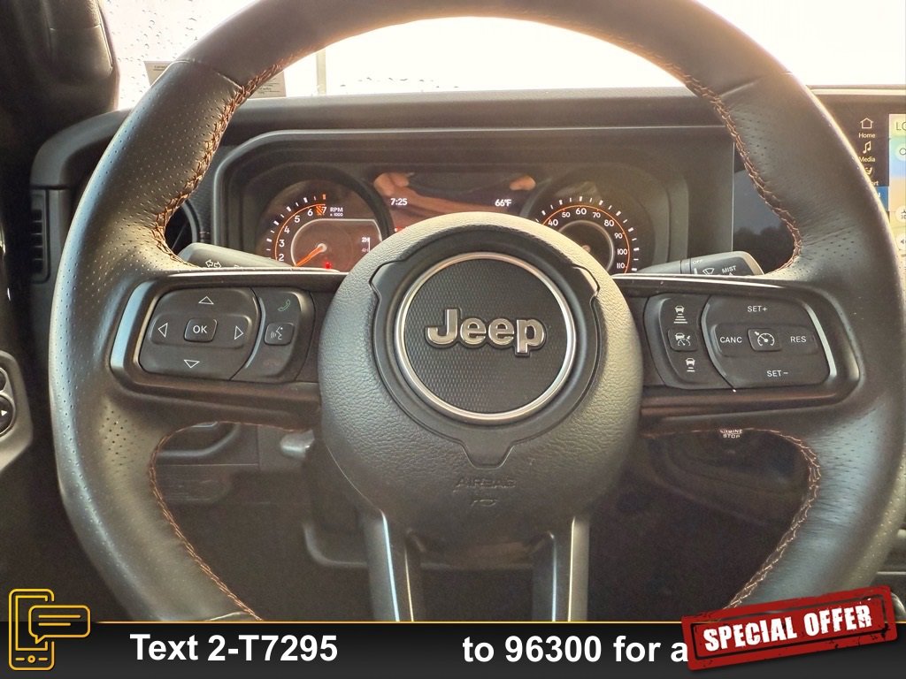 Used 2024 Jeep Gladiator Mojave w/ Technology Group image 15