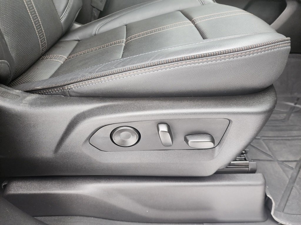 Certified 2024 Chevrolet Silverado 1500 High Country w/ High Country Premium Package image 52