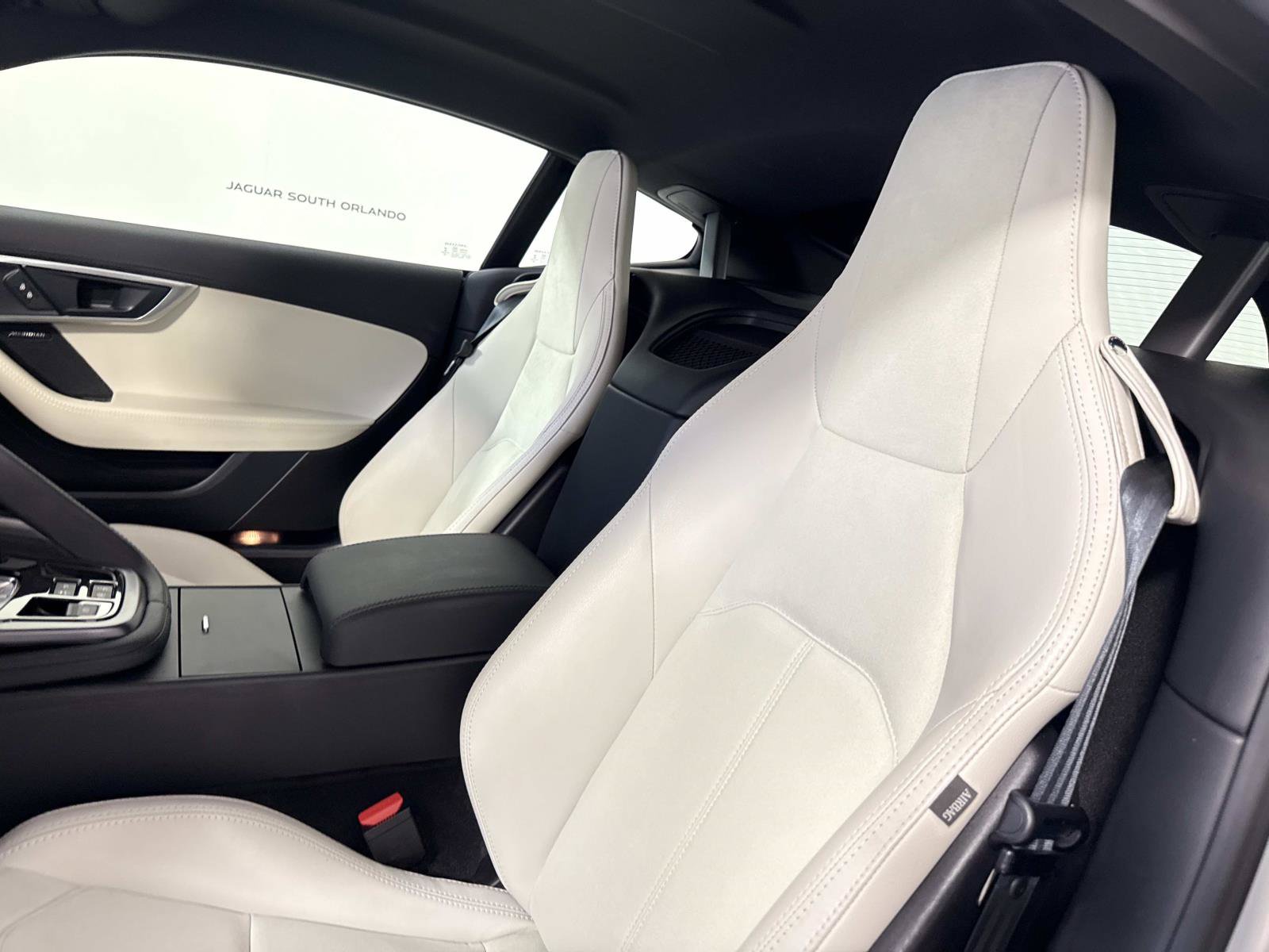 Used 2023 Jaguar F-TYPE Coupe RWD image 15