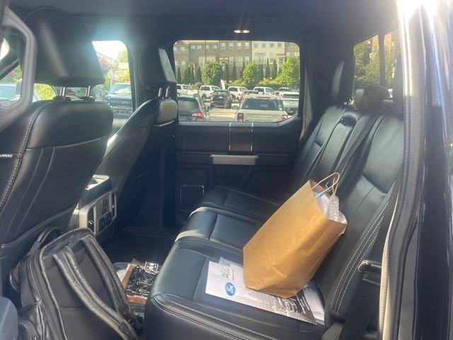 Used 2022 Ford F250 Lariat w/ Black Appearance Package AWD/4WD image 7