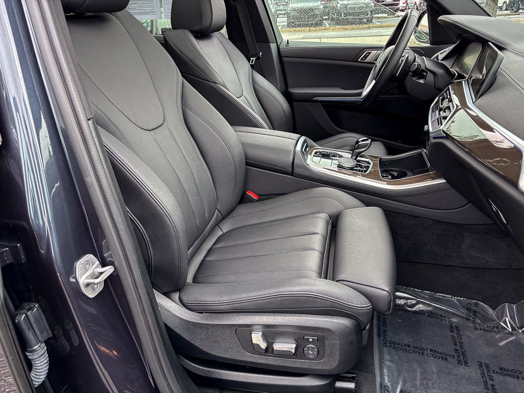 Certified 2022 BMW X5 xDrive40i w/ Premium Package image 32
