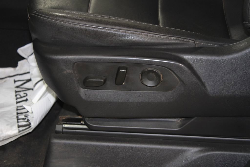 Used 2023 Chevrolet Silverado 1500 LTZ w/ LTZ Convenience Package II image 17