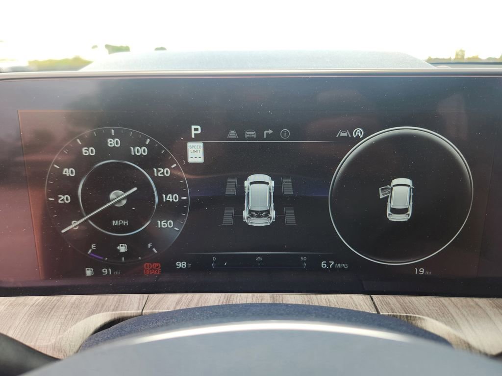 New 2025 Kia Telluride SX w/ SX Captain's Chair Package image 18