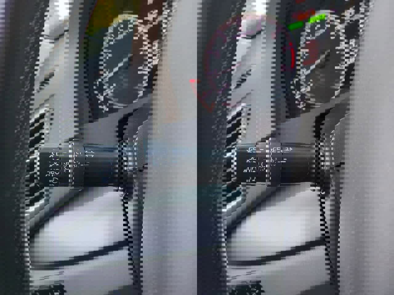 Used 2018 Acura RDX AWD w/ Advance Package image 27