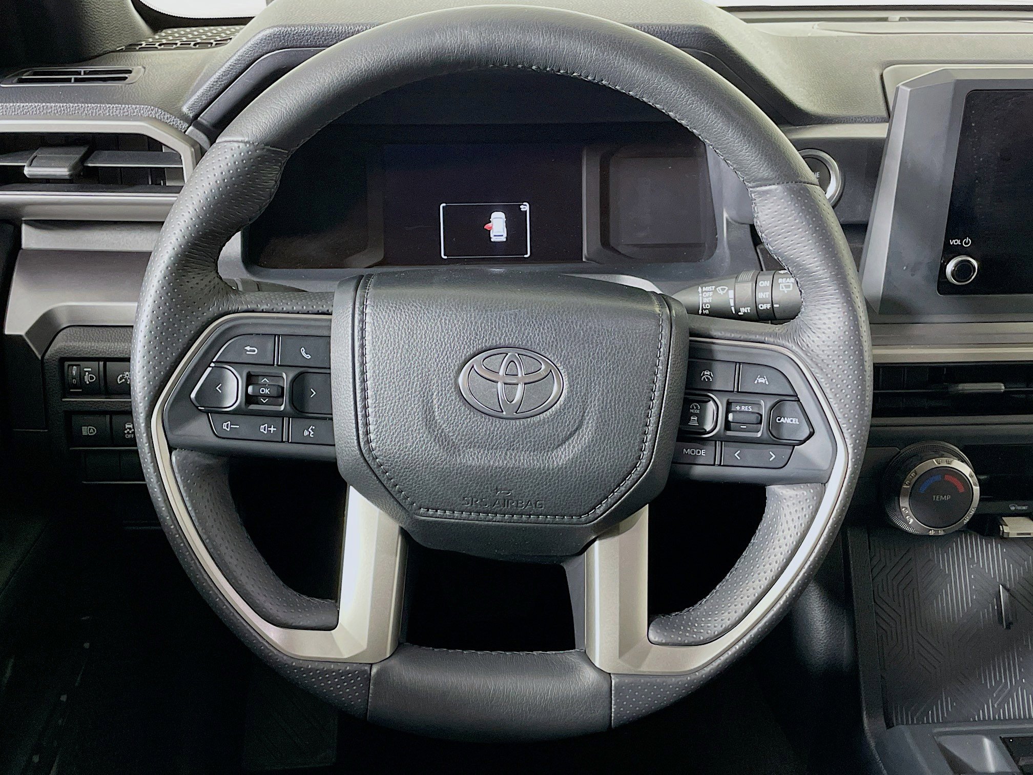 Used 2025 Toyota 4Runner SR5 image 18