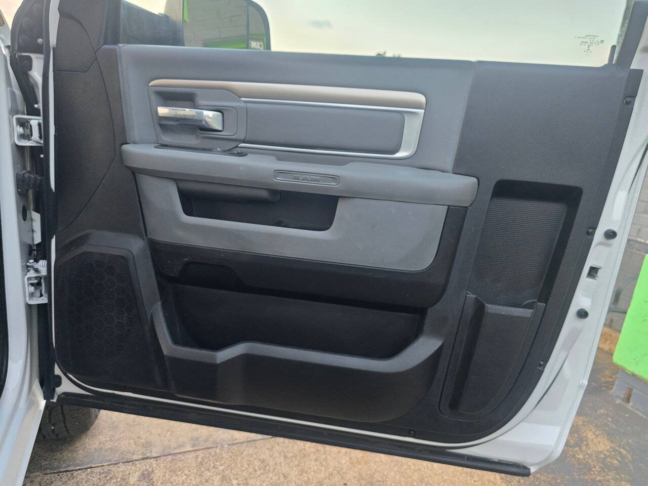 Used 2016 RAM 1500 Lone Star RWD image 16