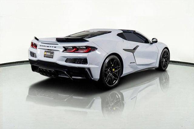 Used 2023 Chevrolet Corvette Z06 image 20
