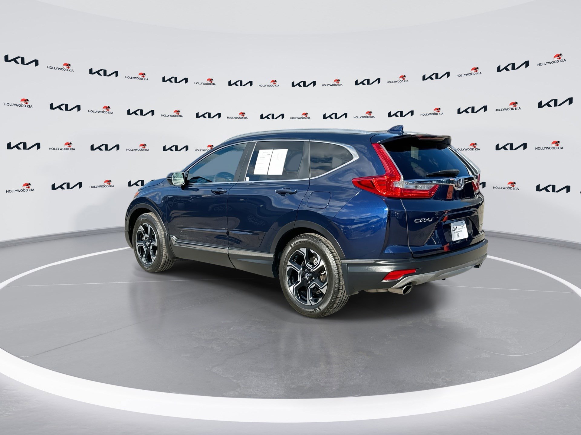 Used 2017 Honda CR-V Touring image 6