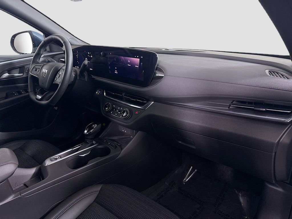 Used 2025 Buick Envista Preferred w/ Convenience I Package image 29