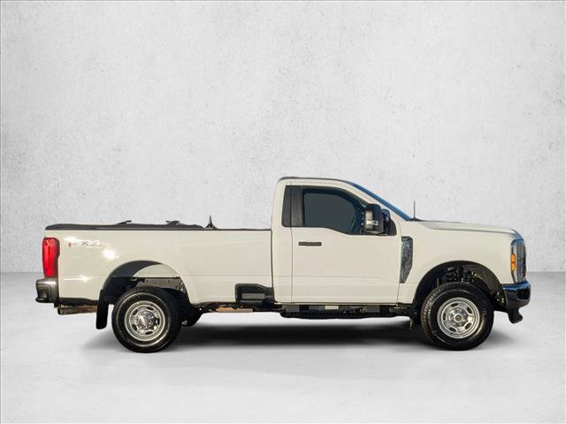 Used 2024 Ford F350 XLT w/ FX4 Off-Road Package image 4