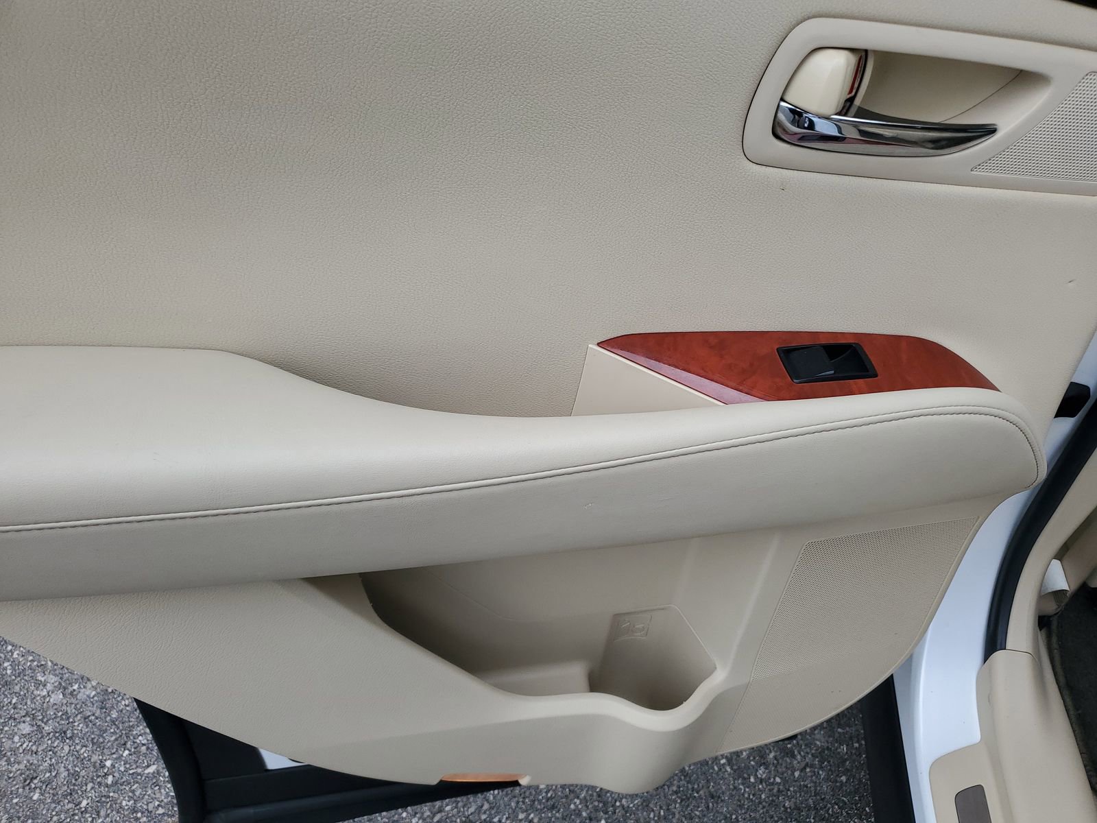 Used 2010 Lexus RX 350 AWD image 16