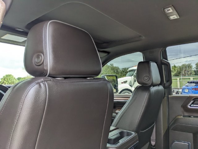 Used 2024 GMC Sierra 2500 Denali w/ Denali Reserve Package AWD/4WD image 19