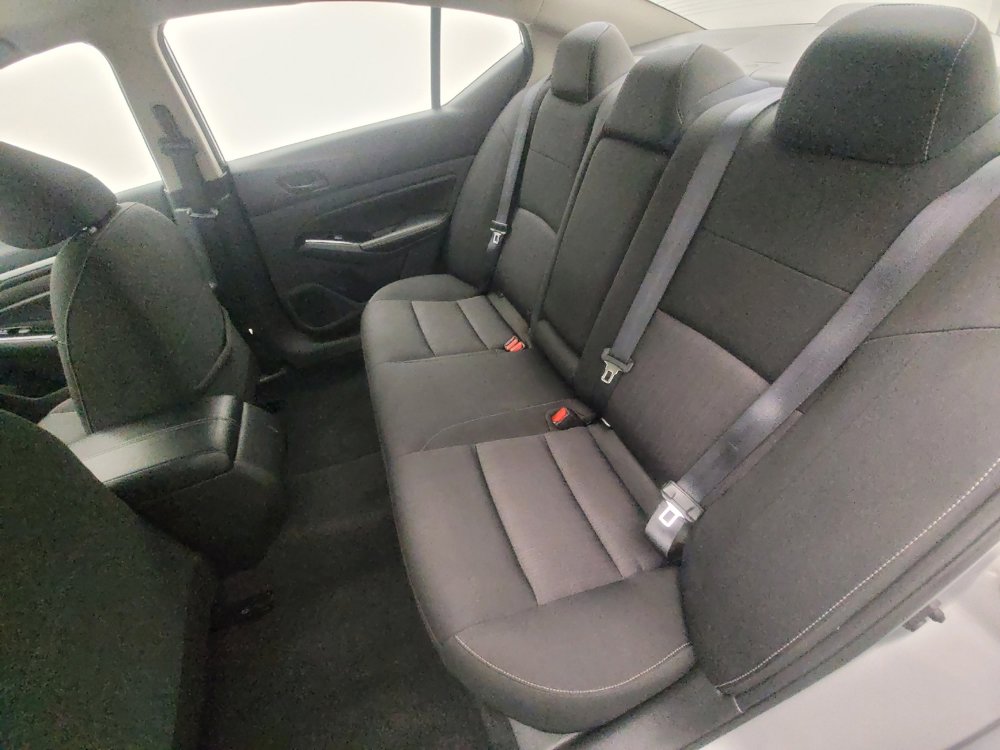 Used 2023 Nissan Altima 2.5 SV image 18