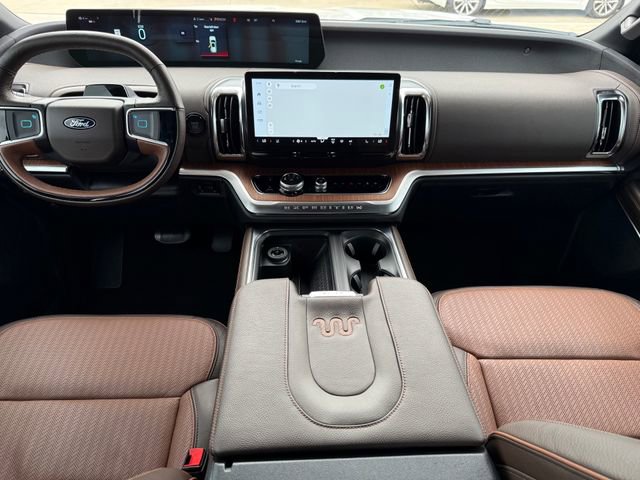 Used 2025 Ford Expedition Max King Ranch AWD/4WD image 23