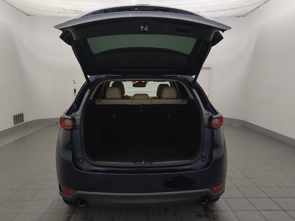 Used 2018 MAZDA CX-5 Touring w/ Preferred Equipment Package FWD image 29