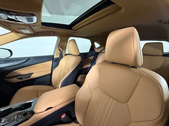 Used 2025 Lexus NX 250 FWD w/ Accessory Package (Z1) image 8