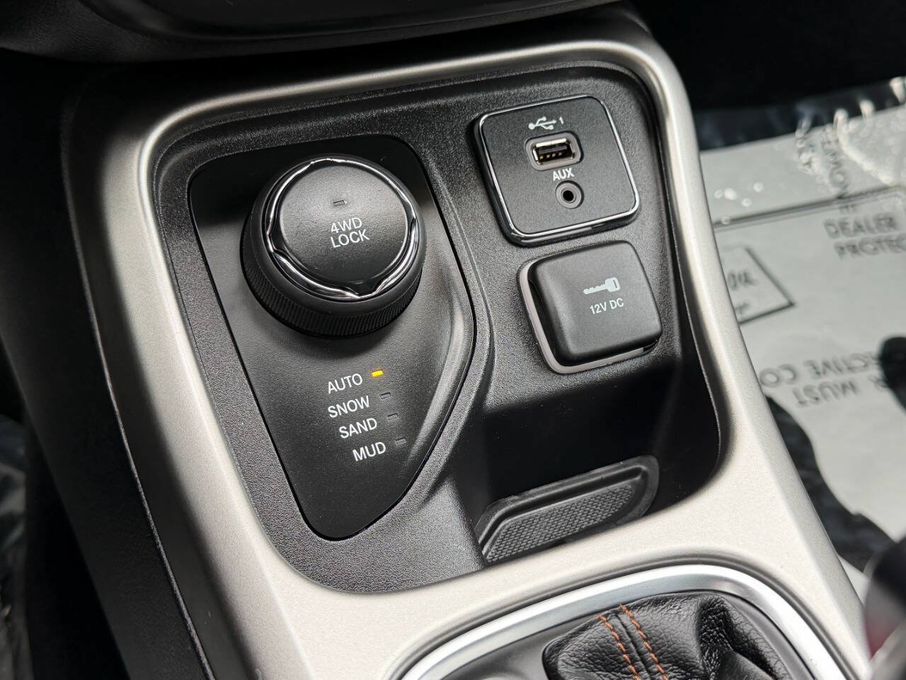Used 2019 Jeep Compass Latitude AWD/4WD image 52