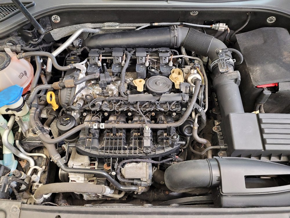 Used 2018 Volkswagen Passat 2.0T R-Line w/ R-Line Lighting Package image 30