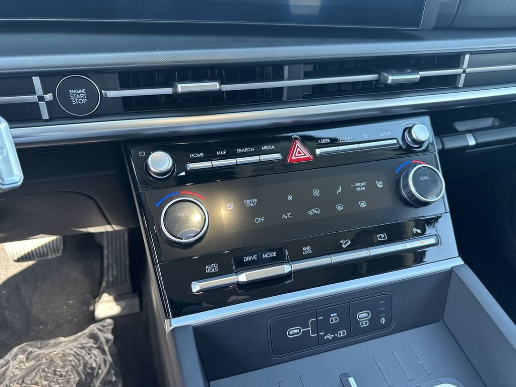 New 2026 Hyundai Santa Fe SEL image 25