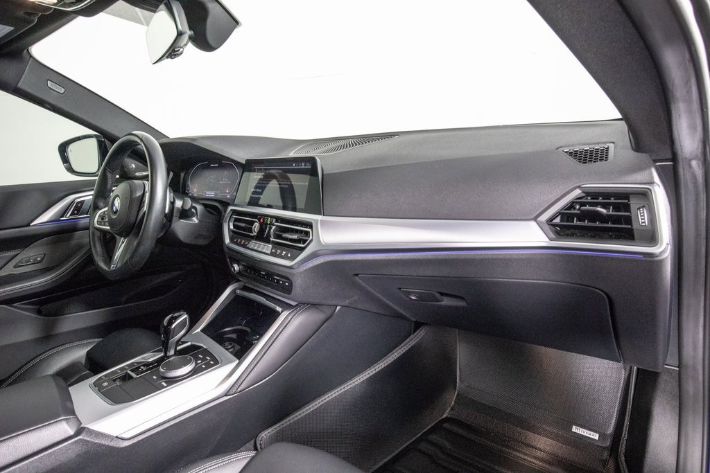 Used 2023 BMW 440i xDrive Coupe w/ Premium Package image 16