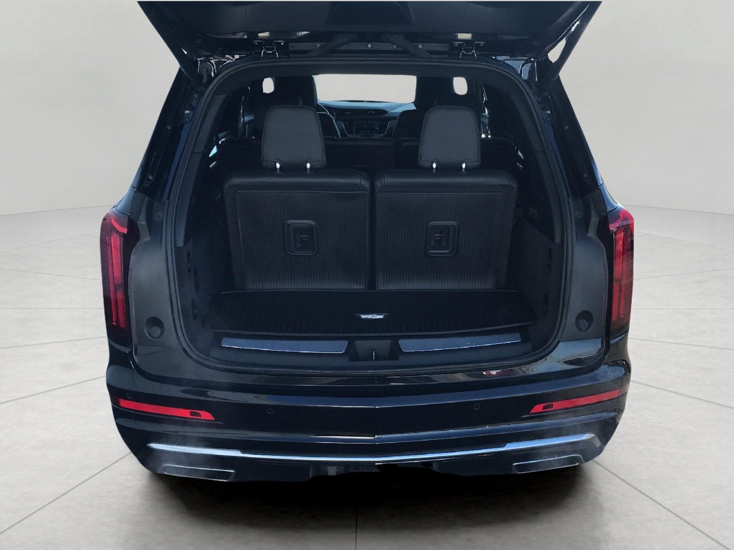 Certified 2025 Cadillac XT6 Premium Luxury w/ Platinum Package AWD/4WD image 13