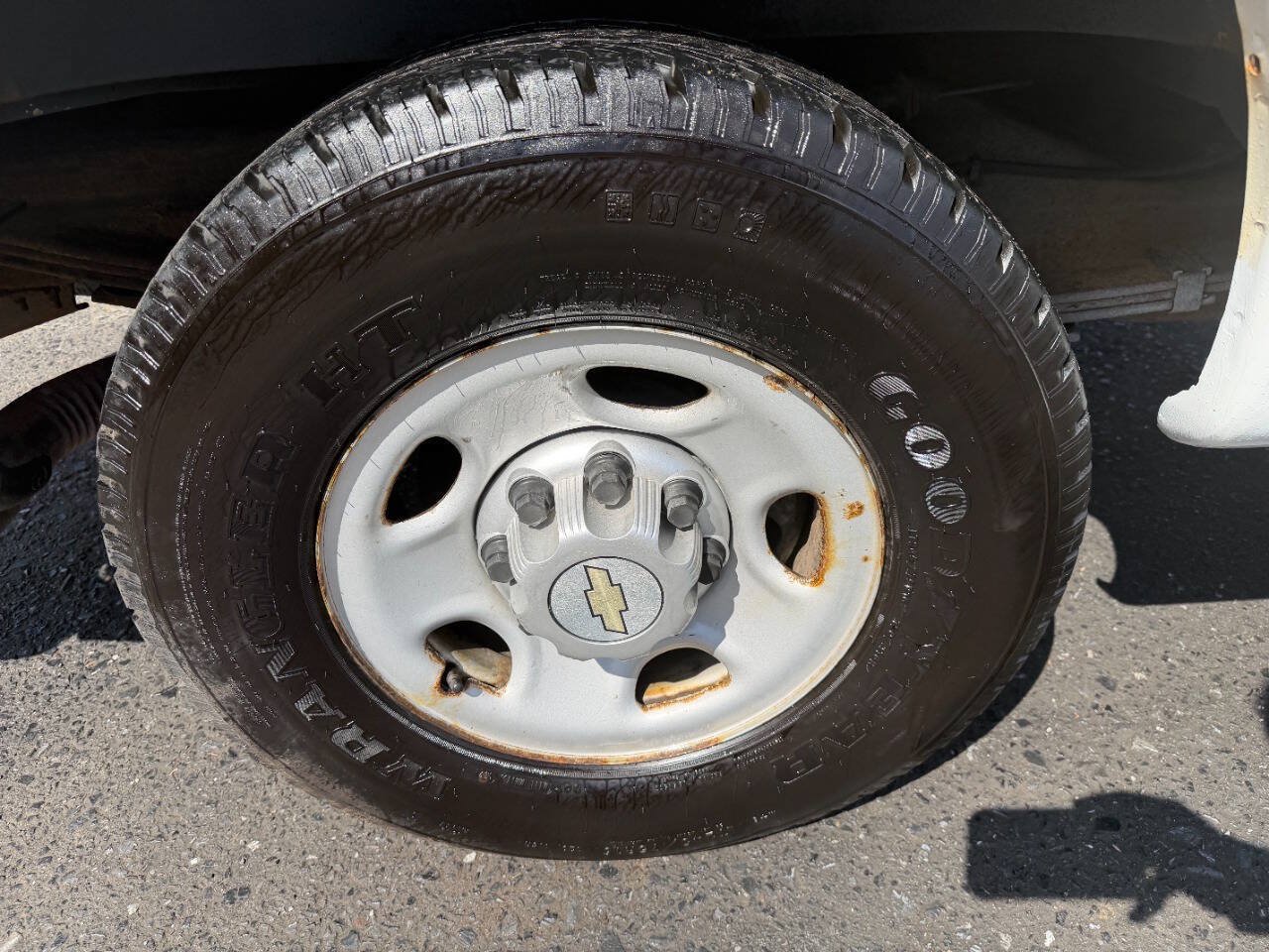 Used 2013 Chevrolet Express 2500 RWD image 9