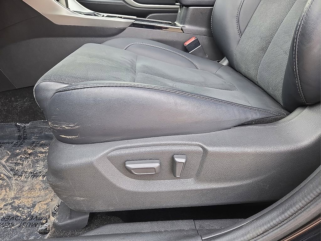 Used 2025 Mitsubishi Eclipse Cross SE image 24