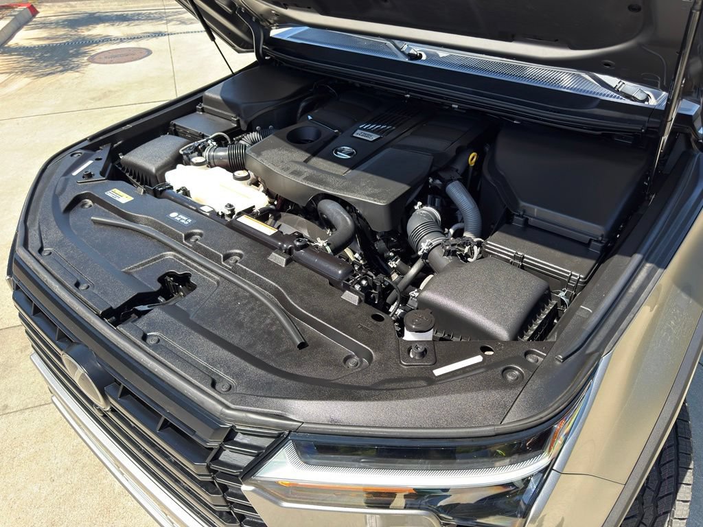 Certified 2024 Lexus GX 550 AWD/4WD image 5