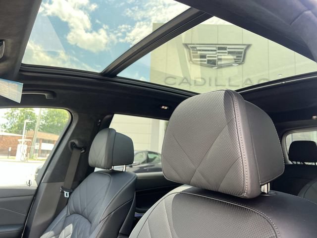 Used 2024 BMW X7 xDrive40i w/ M Sport Package AWD/4WD image 88