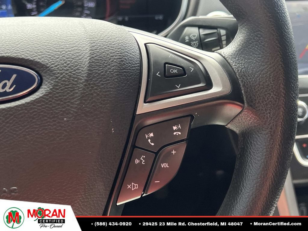 Used 2020 Ford Fusion SE FWD image 25