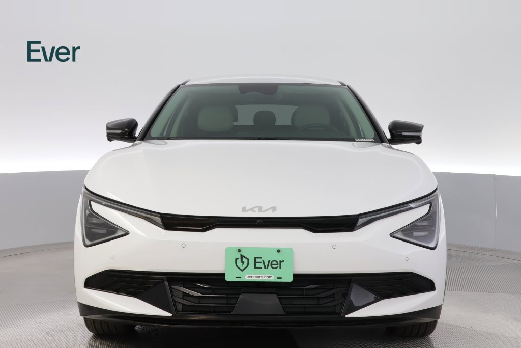 Used 2025 Kia EV6 Wind RWD image 12