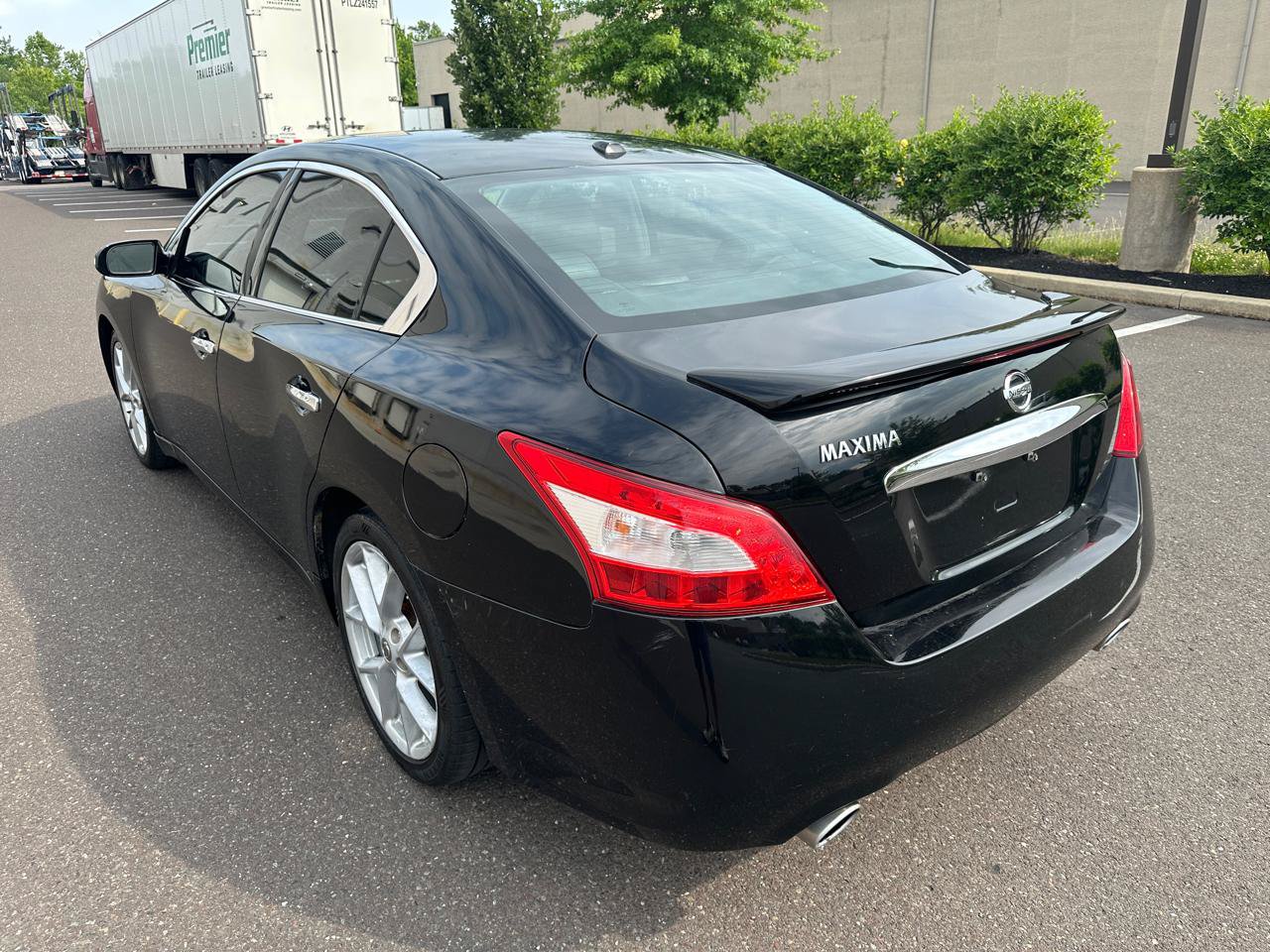 Used 2011 Nissan Maxima 3.5 SV w/ Sport Pkg FWD image 7