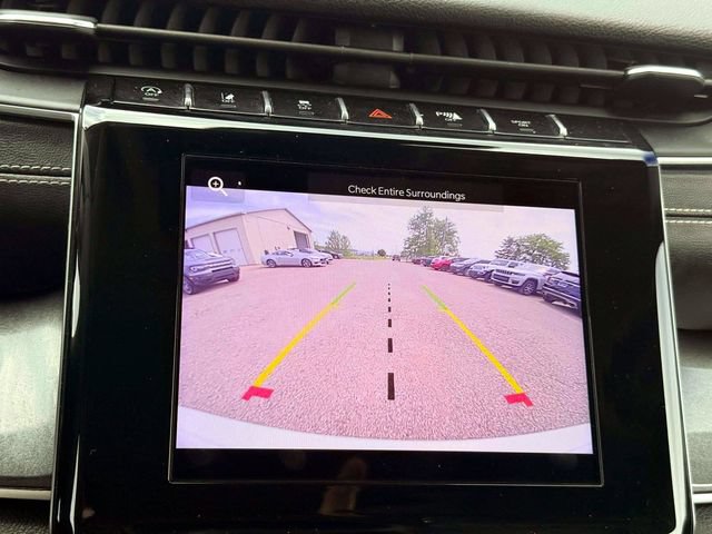 Certified 2023 Jeep Grand Cherokee Laredo w/ Luxury Tech Group I AWD/4WD image 26