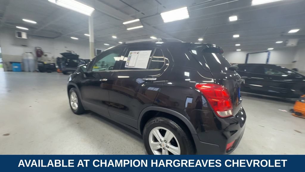 Used 2020 Chevrolet Trax LT w/ LT Convenience Package FWD image 7