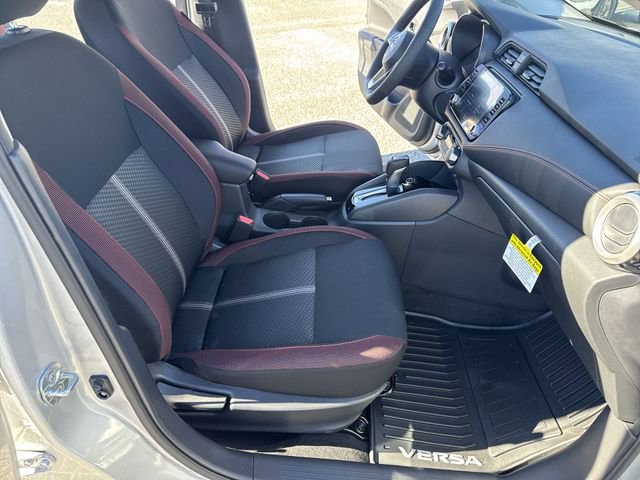 New 2025 Nissan Versa SR w/ Trunk Package FWD image 10