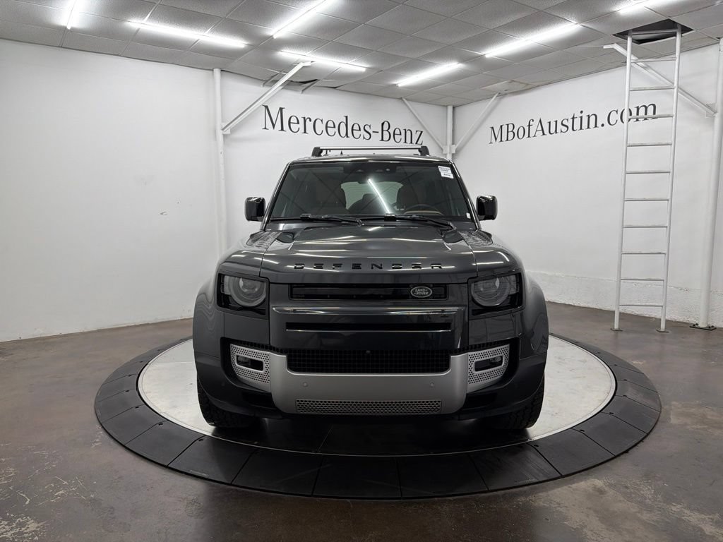 Used 2025 Land Rover Defender 110 S AWD/4WD image 2