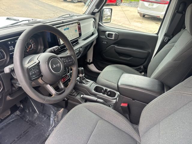 Used 2024 Jeep Gladiator Willys image 13