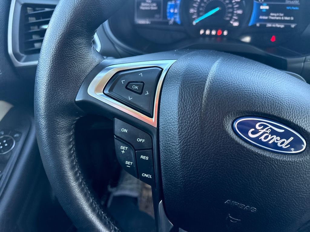 Used 2023 Ford Edge SEL w/ Convenience Package image 32