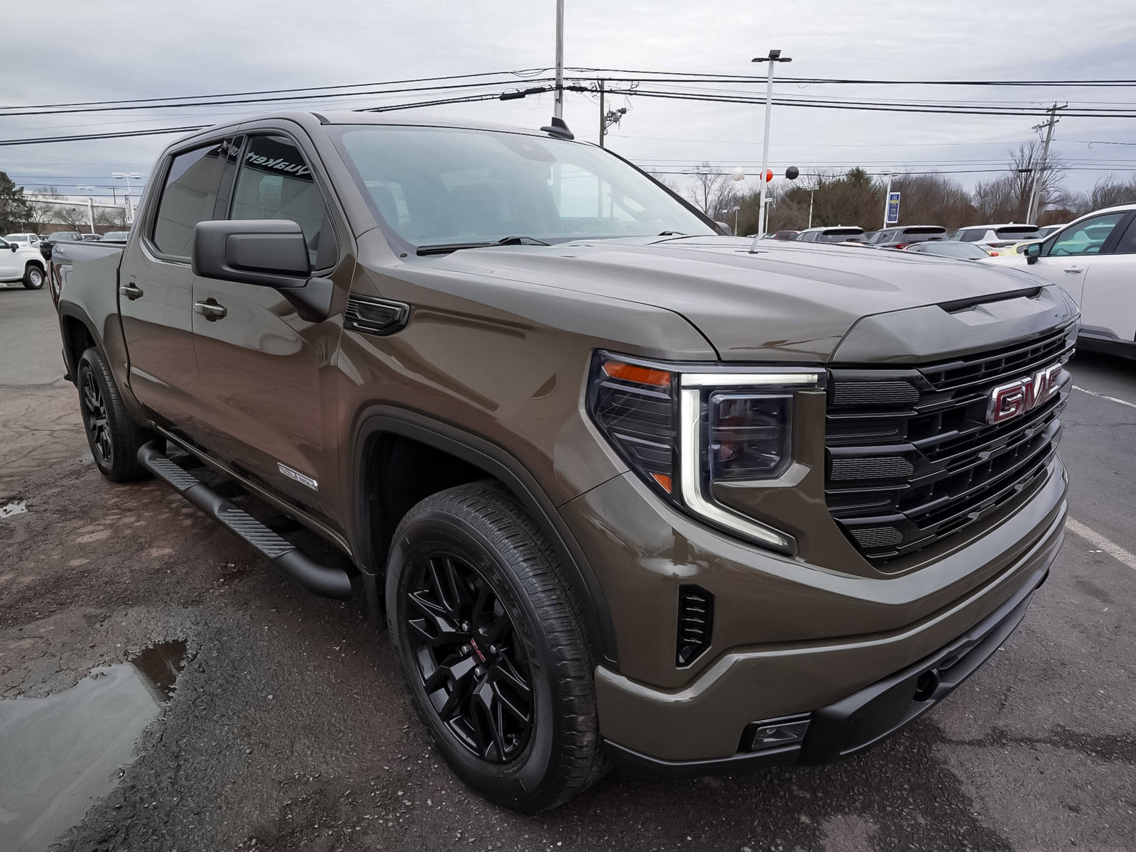 Used 2023 GMC Sierra 1500 Elevation image 3