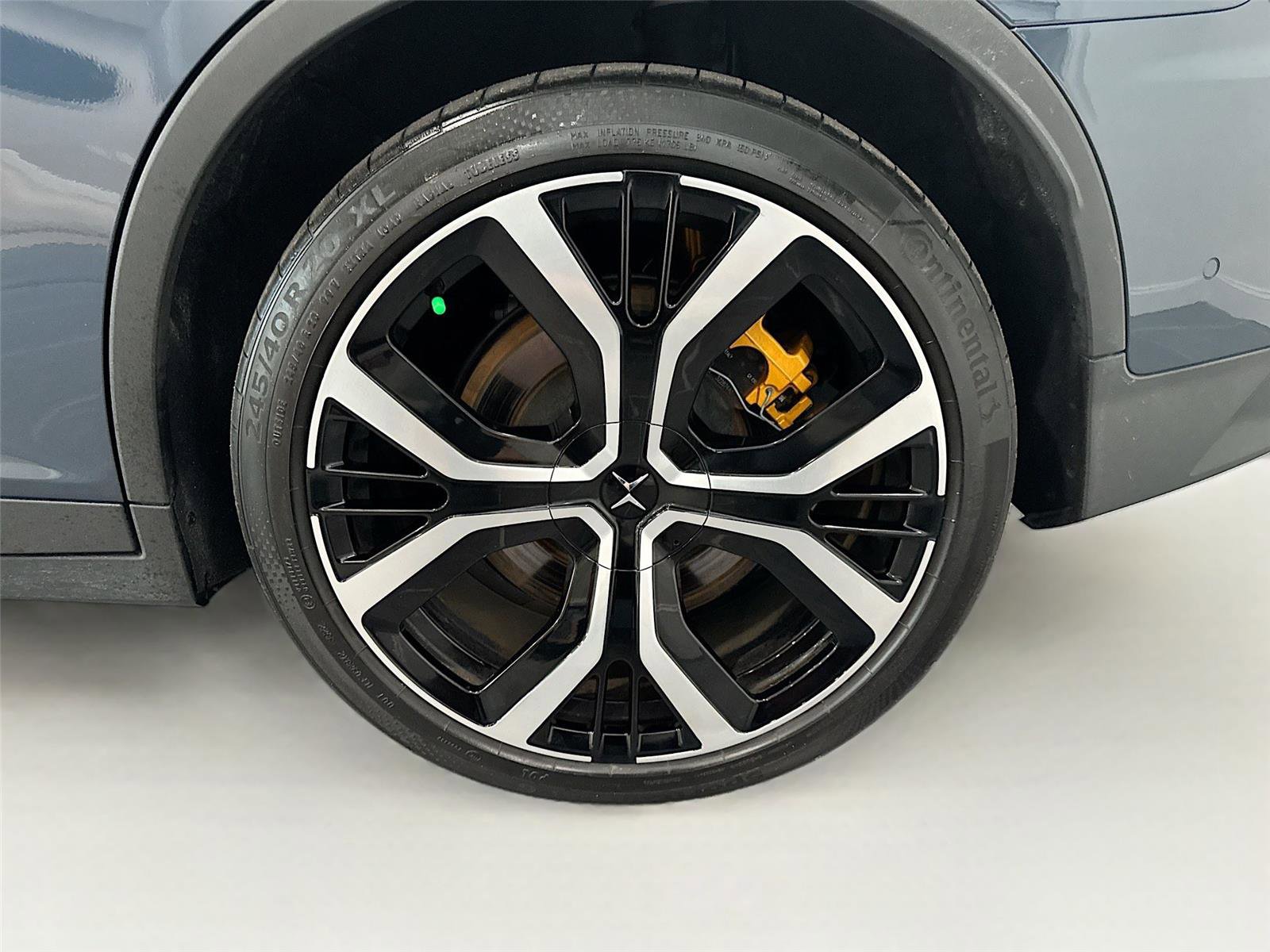 Used 2023 Polestar Polestar 2 Performance w/ Pilot Pack image 32