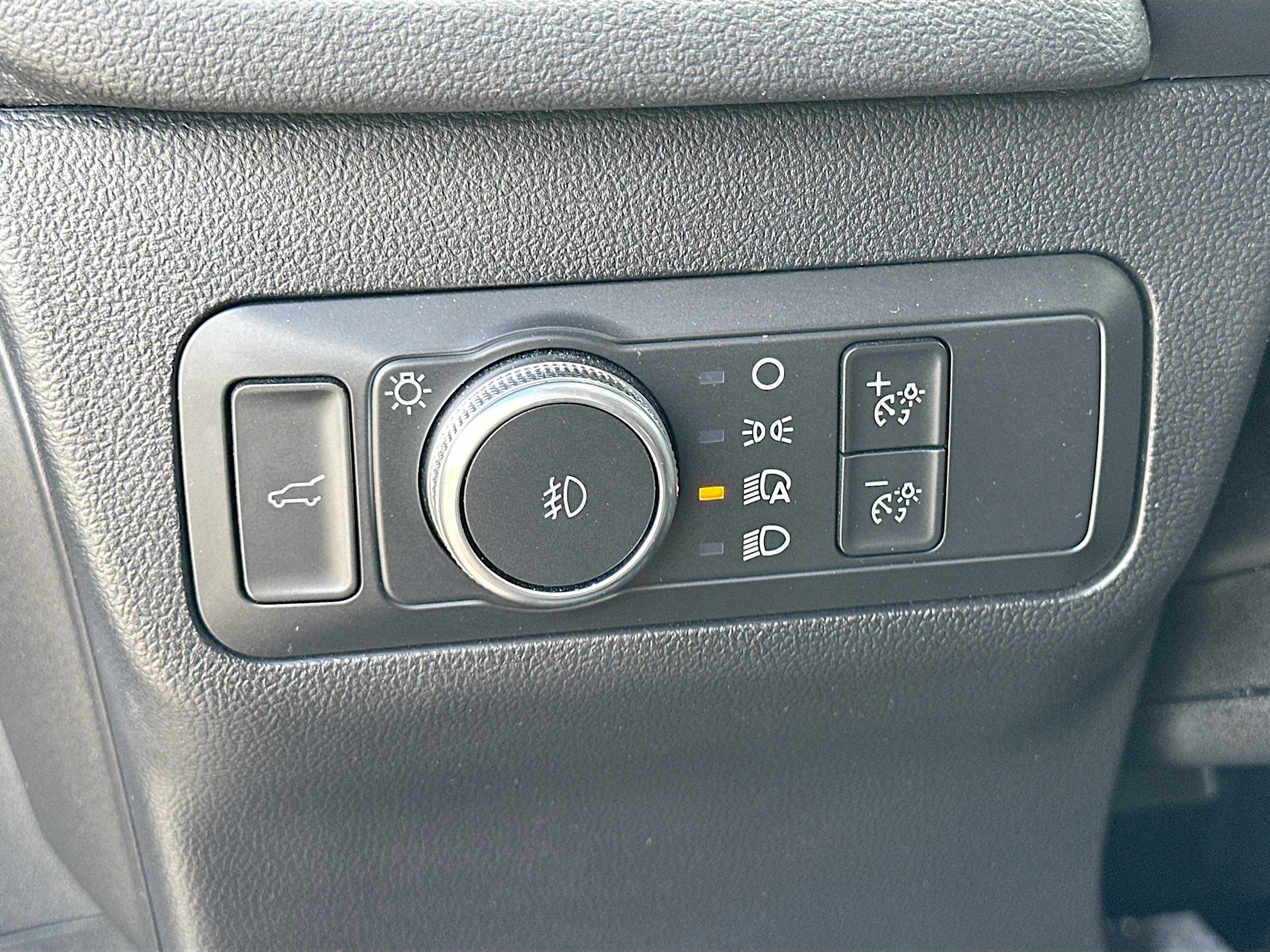 Certified 2022 Ford Escape SEL image 10