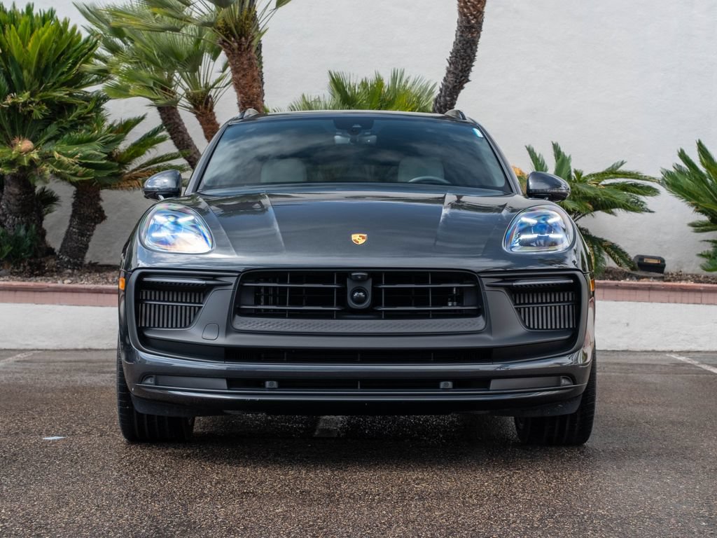 Used 2024 Porsche Macan GTS AWD/4WD image 2