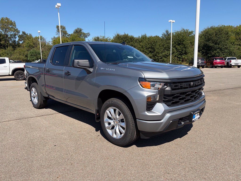New 2026 Chevrolet Silverado 1500 Custom RWD image 7